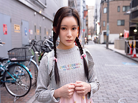 偶然声を掛けた女の子が可愛くて・・・尾行わいせつ・強制オナニー投稿・女子部屋侵入 三つ編み貧乳パイパン少●ゆかちゃん136cm サンプル動画サムネイル